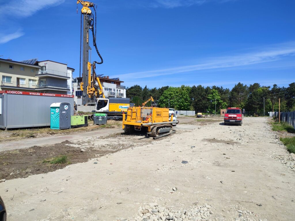 03a6de54-0469-4e34-b2fe-24d3319ed8b7 2