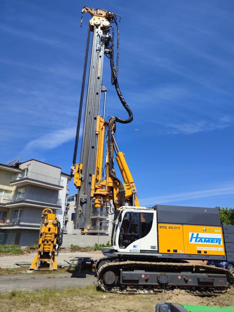 34e49b85-4a7d-4dad-9041-5e87425e8c00 2