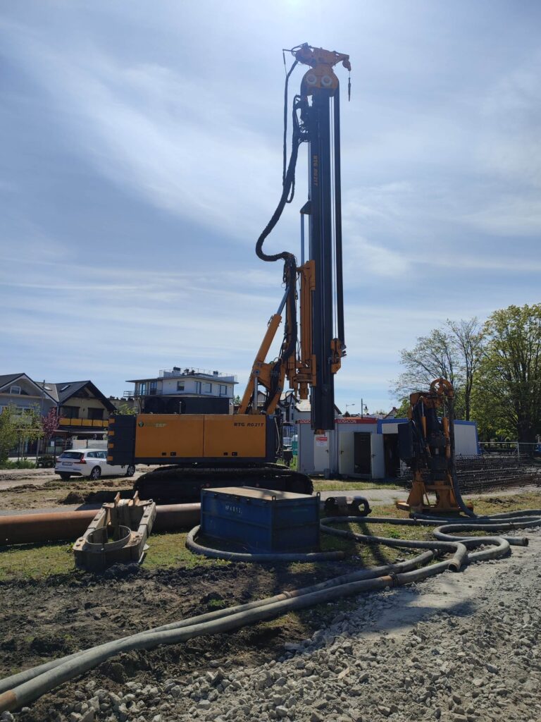 4474c2b0-7e77-4595-9812-6d134c588f46 2